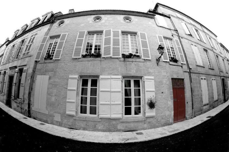 La Porte Rouge Chambres Dhotes Saintes Exterior foto