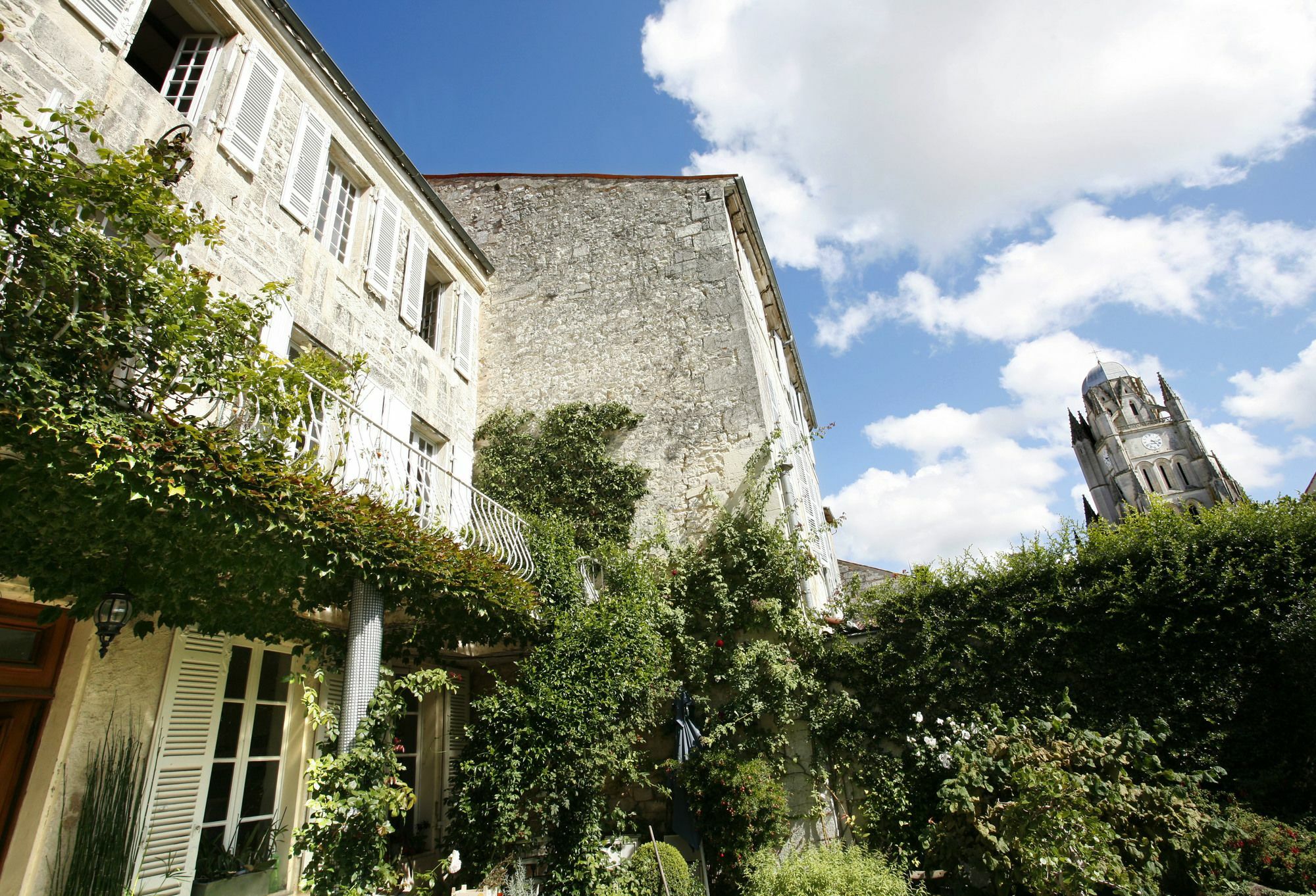 La Porte Rouge Chambres Dhotes Saintes Exterior foto